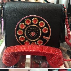 Betsey johnson phone purse